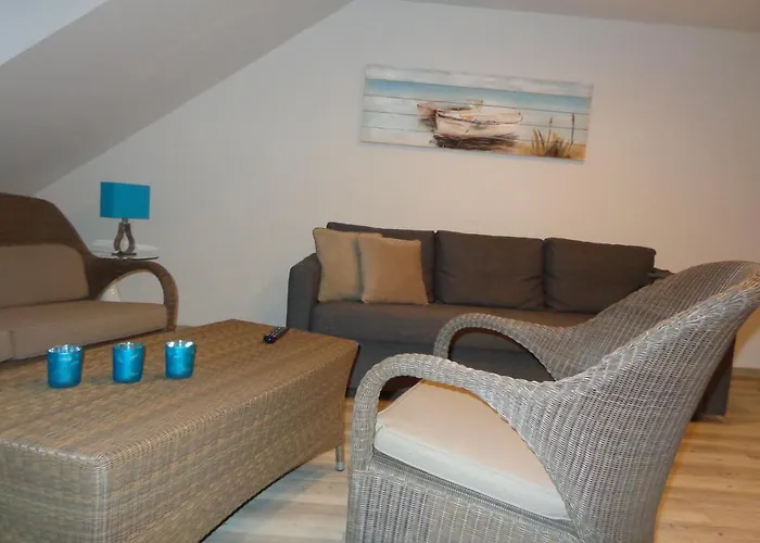 Ostfrieslands Perle Ferienwohnung An Der Nordseekueste, Sauna, Terrasse, Garten, Ruhige Lage, Wlan
